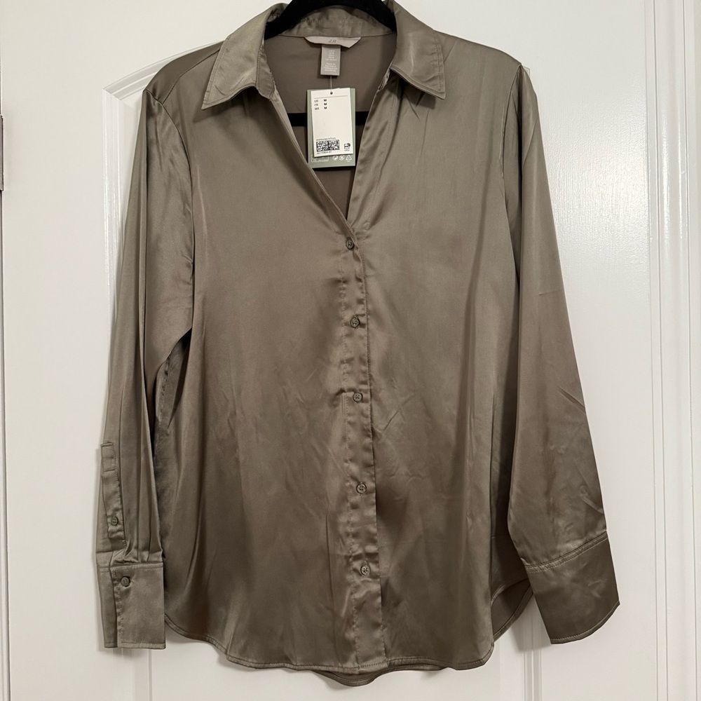 H&M Long Sleeve Satin Button-down Blouse - Size M (NWT)